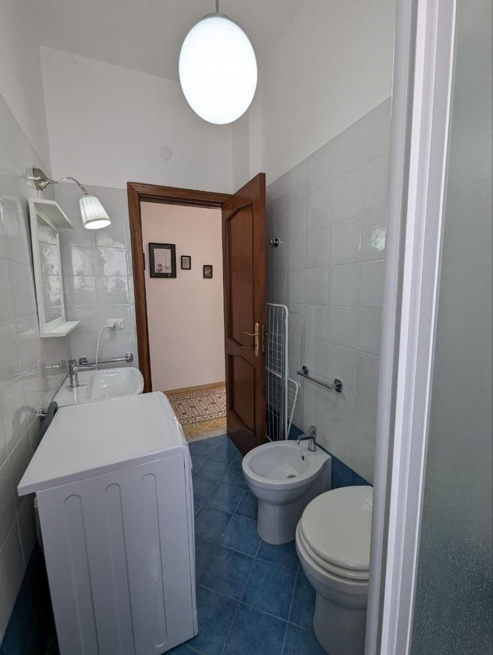 Piccolo Appartamento Con Grande Terrazzo Panoramico Maiori Bagian luar foto