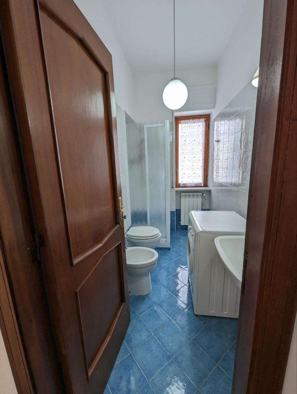 Piccolo Appartamento Con Grande Terrazzo Panoramico Maiori Bagian luar foto